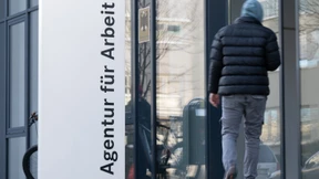 Zahl der Arbeitslosen steigt auf gut 2,9 Millionen