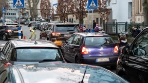 Und ewig rollt das Elterntaxi