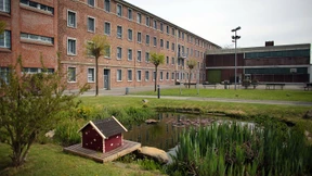 Syrer nach Feuer in Zelle gestorben