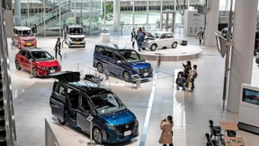 Nissans Quartalsgewinn bricht ein