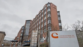 Evangelische Sonntags-Zeitung und Bistumsblätter als Magazin