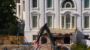 Trump reißt Ostflügel vom Weißen Haus ab