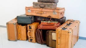 Flucht mit einem Schulranzen als Gepäck