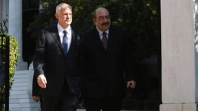 Papandreou will Koalitionsgespräche aufnehmen 