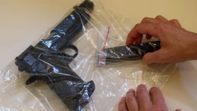 Mann bedroht Fahrgäste in Regionalzug mit Softair-Waffe