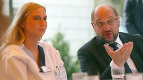 So wollen die Parteien die Pflege reformieren