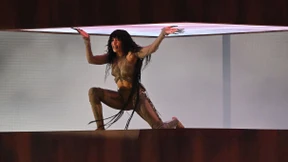 Die Favoriten aus Schweden und Finnland sind weiter