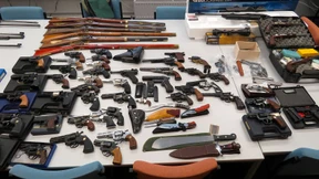 Polizei findet bei Rentner großes Waffenlager