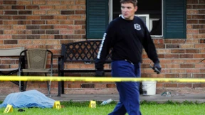  Mann  tötet einen Polizisten und eine Frau 