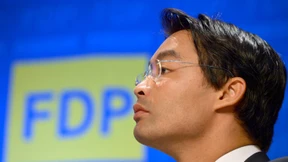 Rösler weist Rücktrittsforderungen zurück