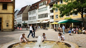 Hier macht Dr. Oetker selbst das Licht aus