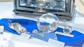 Innige Leidenschaft für wertvolle Steine