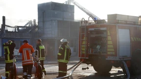 CD-Produktionshalle völlig ausgebrannt