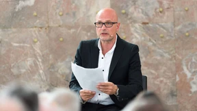 Er erinnert an die Grenzen in uns