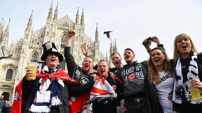 Frankfurter Traumzeit vor dem Mailänder Dom