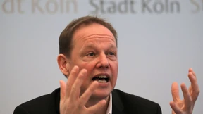 Der Griff nach unten