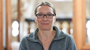 Große Fußstapfen für Ksenija Bekeris