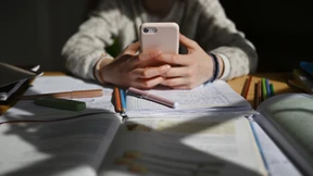 Gewöhnt KI uns das kritische Denken ab?