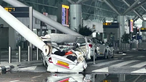 Flughafendach in Neu Delhi stürzt teilweise ein – ein Toter