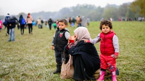 Tausende neue Flüchtlinge reisen nach Slowenien