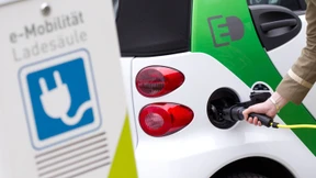 E-Autos dürfen auf der Bus-Spur fahren