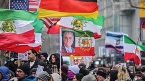 Kurden und Iraner wollen durch Frankfurts Innenstadt ziehen