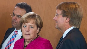 Pofalla wieder vor Kontrollgremium