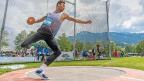 Niklas Kaul mit einem halben Lächeln