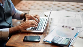 Wie sich für ältere Banker neue Chancen ergeben können