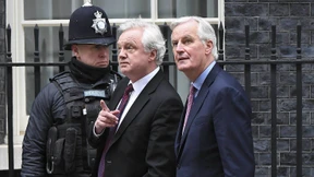 Eine Fußnote schlägt in London ein