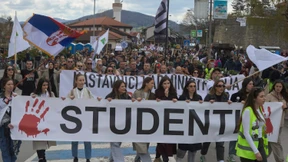 Tausende protestieren gegen staatlichen Druck auf Universitäten