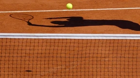 Tennisplatz, Verlobungszwinger, Flohmarkt