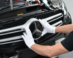 Mercedes wächst mit Kompaktwagen