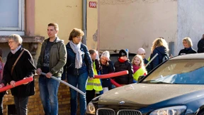 Protest mit Poolnudeln