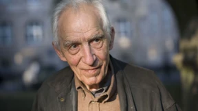 Heinzelmann schafft Baugrund ran