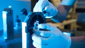 Wie Zeiss gegen Google & Co. bestehen will