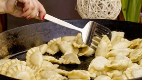 Heute ist sie stolz auf ihre Herkunft