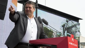 Gabriel will Euro-Hilfen an einheitliche Steuern knüpfen