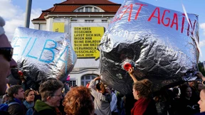 Tausende Demonstranten in Dresden