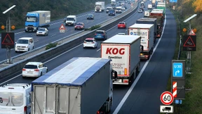 EU zwingt Lastwagenhersteller zu mehr Klimaschutz