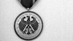 Nie im Frieden, außer im Krieg