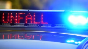 E-Bike-Fahrer stirbt bei Unfall mit Auto in Bockenheim