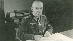 Wie ließ sich Stalins Reich helfen?