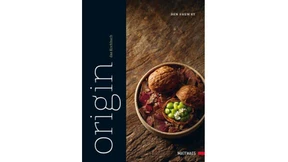 Gegart in der Erde, in der sie wuchs