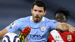 Agüero muss gehen und bekommt eine Statue