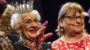 93-Jährige zur „Miss Holocaust Survivor“ gekrönt