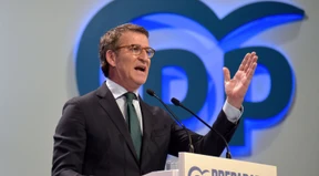 Ein moderater Konservativer will Spaniens Rechte einen