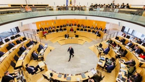 Hessischer Landtag will sich vor Verfassungsfeinden schützen