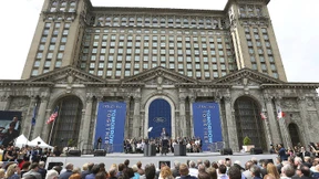 Ford baut historischen Bahnhof von Detroit um