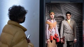 Die Models stehen am Rand